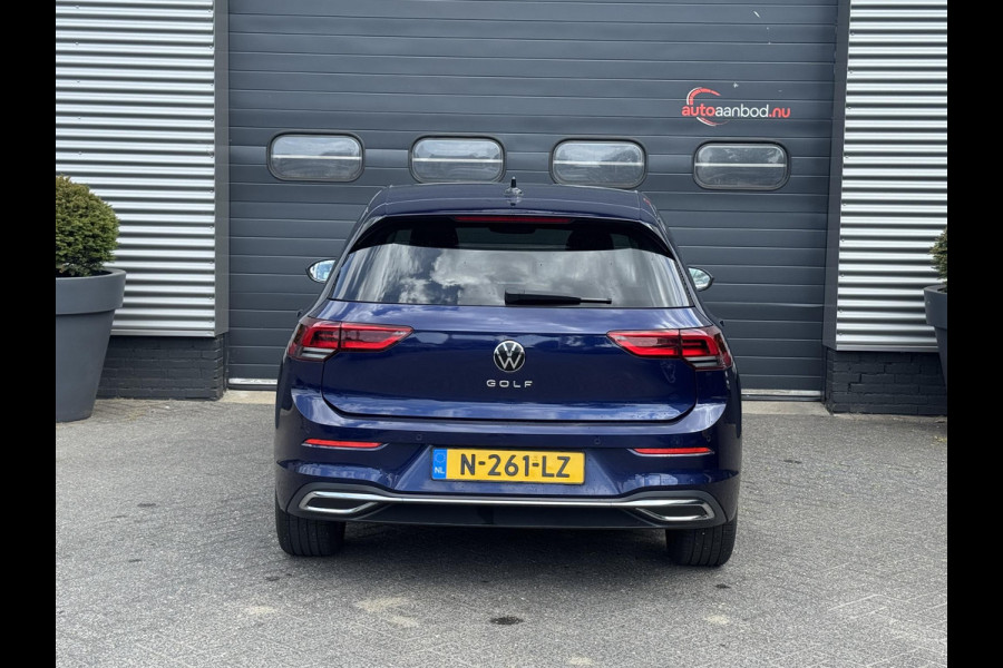 Volkswagen Golf 1.5 TSI Style | Adaptive Cruise Control | Head-Up Display | Massage | DAB | Parkeersensoren |