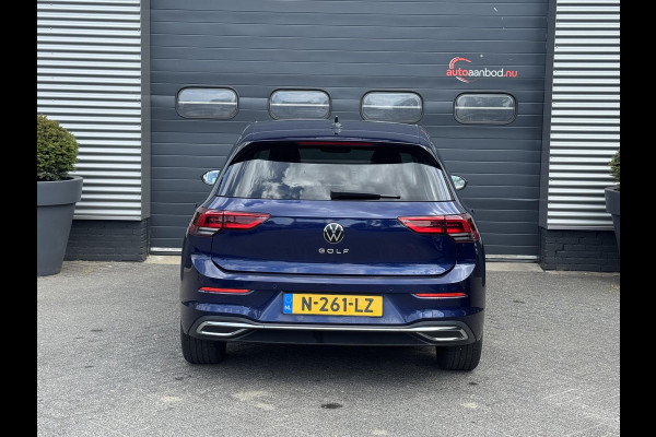 Volkswagen Golf 1.5 TSI Style | Adaptive Cruise Control | Head-Up Display | Massage | DAB | Parkeersensoren |
