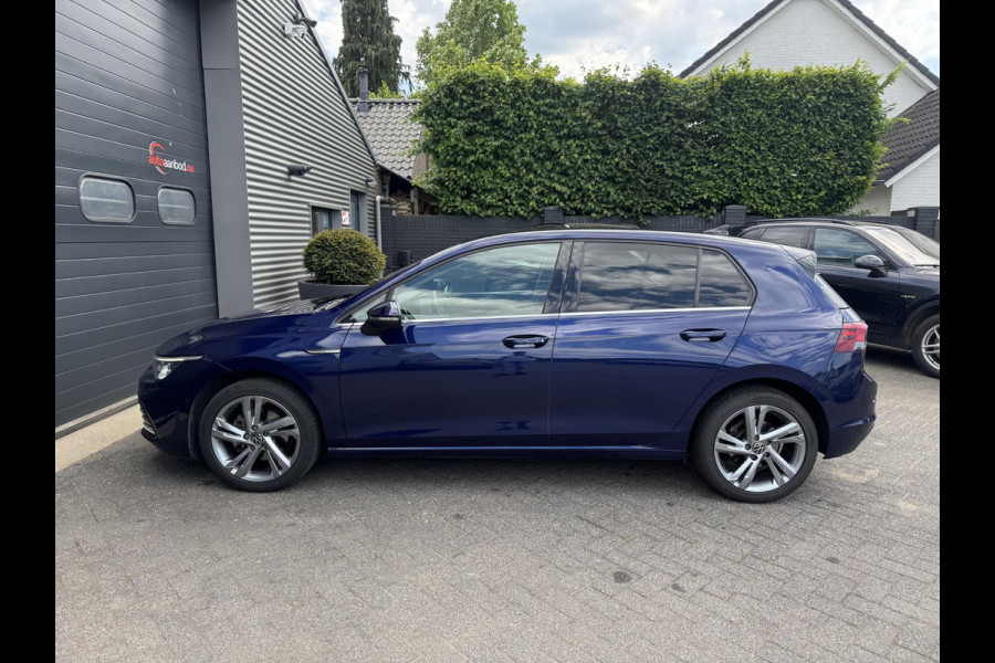 Volkswagen Golf 1.5 TSI Style | Adaptive Cruise Control | Head-Up Display | Massage | DAB | Parkeersensoren |