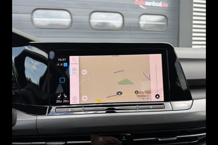 Volkswagen Golf 1.5 TSI Style | Adaptive Cruise Control | Head-Up Display | Massage | DAB | Parkeersensoren |