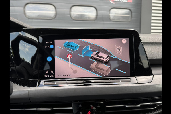 Volkswagen Golf 1.5 TSI Style | Adaptive Cruise Control | Head-Up Display | Massage | DAB | Parkeersensoren |