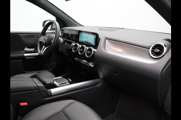 Mercedes-Benz B-Klasse 250 e Progressive Plug In Hybrid 218pk Dealer O.H. PHEV | Panodak | Camera | Sportstoelen Verwarmd | Widescreen Navi | Blis | Apple Carplay | Navigatie | DAB |