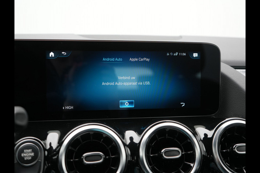 Mercedes-Benz B-Klasse 250 e Progressive Plug In Hybrid 218pk Dealer O.H. PHEV | Panodak | Camera | Sportstoelen Verwarmd | Widescreen Navi | Blis | Apple Carplay | Navigatie | DAB |