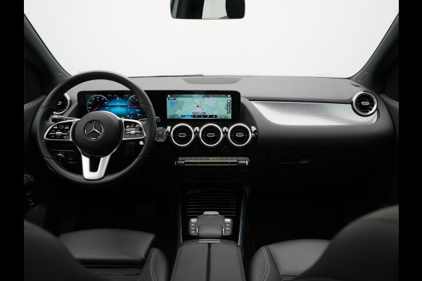 Mercedes-Benz B-Klasse 250 e Progressive Plug In Hybrid 218pk Dealer O.H. PHEV | Panodak | Camera | Sportstoelen Verwarmd | Widescreen Navi | Blis | Apple Carplay | Navigatie | DAB |