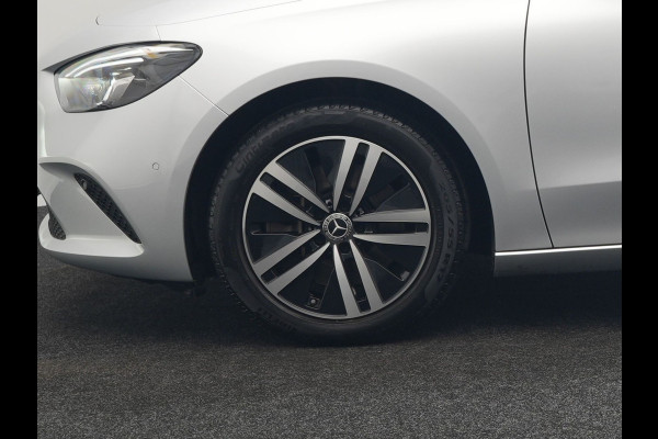 Mercedes-Benz B-Klasse 250 e Progressive Plug In Hybrid 218pk Dealer O.H. PHEV | Panodak | Camera | Sportstoelen Verwarmd | Widescreen Navi | Blis | Apple Carplay | Navigatie | DAB |