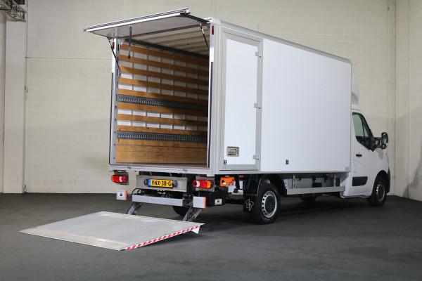 Renault Master 2.3 dCi 145pk Euro 6 Bakwagen met Laadklep (Wordt verwacht)