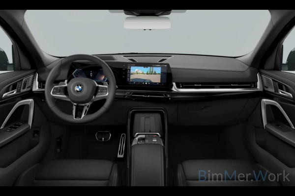 BMW X2 SDrive20i M-Sport Pro | Pano | HK | HUD | Memory | 21'' | Iconic Glow