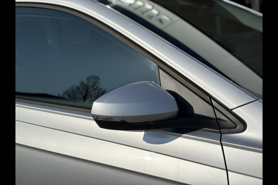 Volkswagen Polo 1.0 TSI Life | Navi, Camera, Stoelverw., ACC, Airco, Carplay/Android | Dealeronderhouden | NAP |