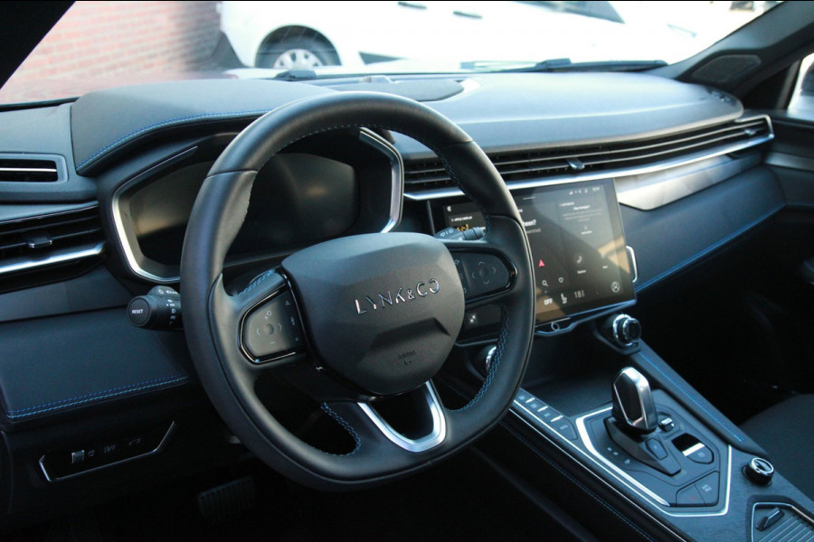 Lynk & Co 01 1.5 PHEV / 360 camera / Panoramadak / Stoelverwarming