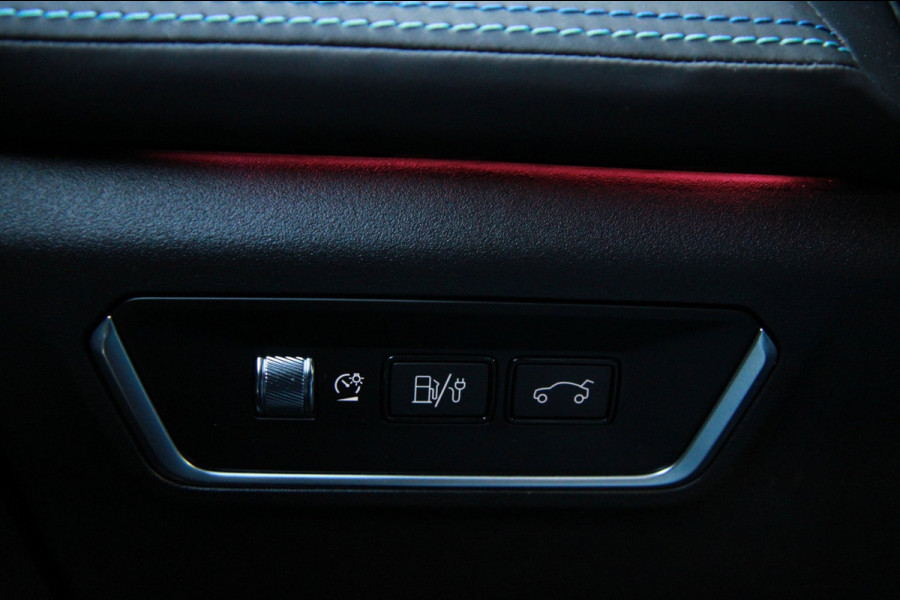 Lynk & Co 01 1.5 PHEV / 360 camera / Panoramadak / Stoelverwarming