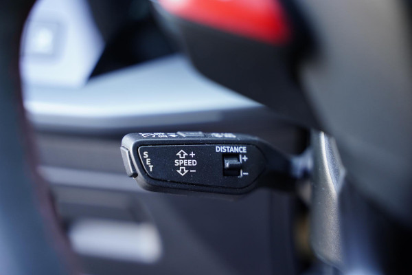 Audi RS 3 SPORTBACK 2.5 TFSI Quattro Panorama / SONOS 3D / Magnetic Ride