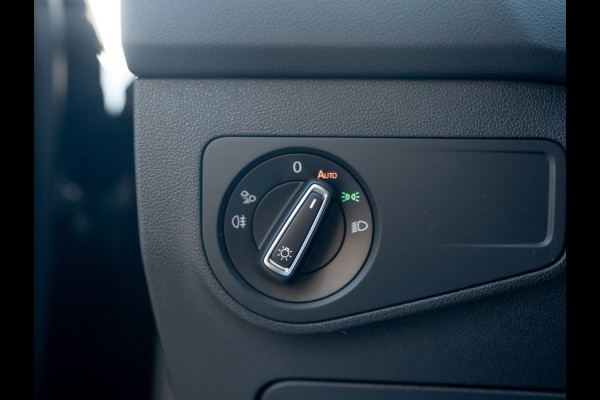 Volkswagen Tiguan 1.5 TSI R-Line Business+ | 360 Camera | 20'' | IQ Light | Groot Navi | Prijs Rijklaar!!