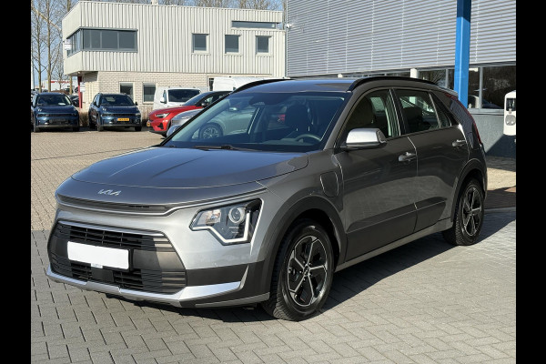 Kia Niro 1.6 GDi PHEV DynamicLine PHEV | Stoelverwarming | Camera | Adaptive cruise control | All season banden