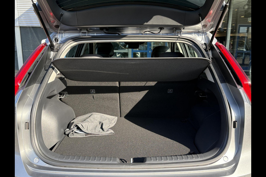 Kia Niro 1.6 GDi PHEV DynamicLine PHEV | Stoelverwarming | Camera | Adaptive cruise control | All season banden