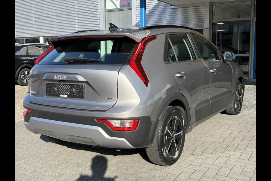 Kia Niro 1.6 GDi PHEV DynamicLine PHEV | Stoelverwarming | Camera | Adaptive cruise control | All season banden