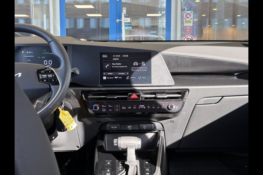 Kia Niro 1.6 GDi PHEV DynamicLine PHEV | Stoelverwarming | Camera | Adaptive cruise control | All season banden