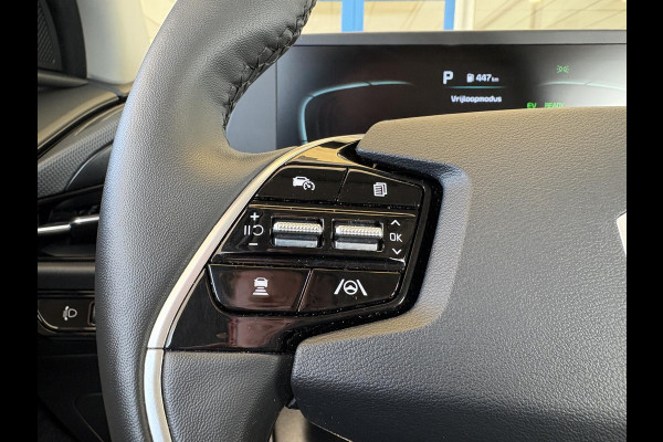 Kia Niro 1.6 GDi PHEV DynamicLine PHEV | Stoelverwarming | Camera | Adaptive cruise control | All season banden