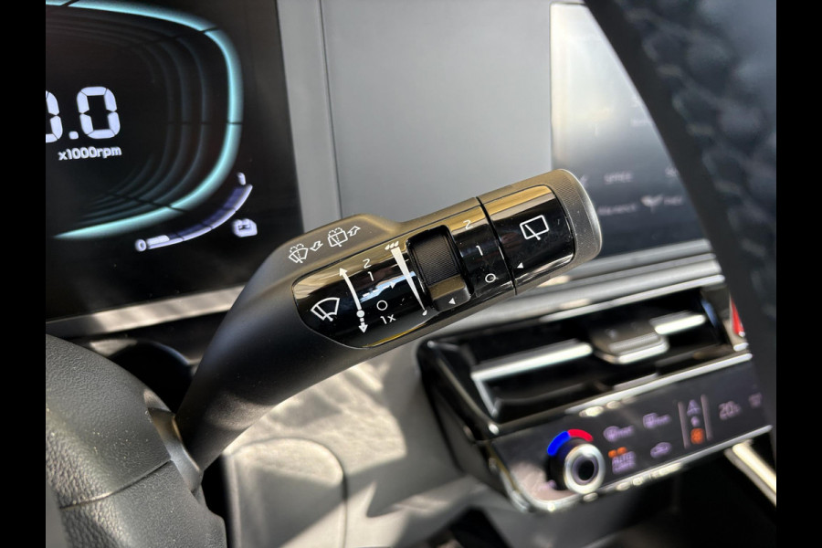 Kia Niro 1.6 GDi PHEV DynamicLine PHEV | Stoelverwarming | Camera | Adaptive cruise control | All season banden