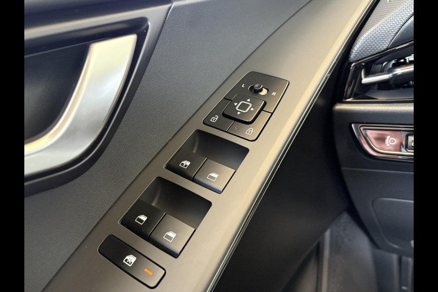 Kia Niro 1.6 GDi PHEV DynamicLine PHEV | Stoelverwarming | Camera | Adaptive cruise control | All season banden