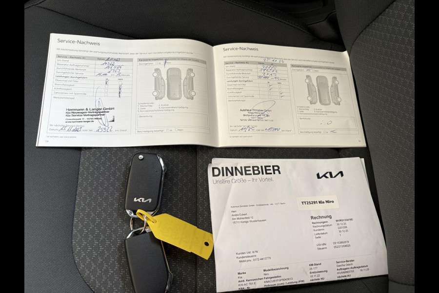 Kia Niro 1.6 GDi PHEV DynamicLine PHEV | Stoelverwarming | Camera | Adaptive cruise control | All season banden