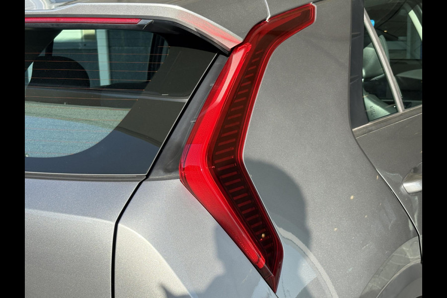 Kia Niro 1.6 GDi PHEV DynamicLine PHEV | Stoelverwarming | Camera | Adaptive cruise control | All season banden