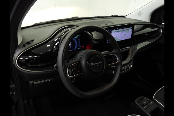 Fiat 500E Urban 42 kWh NAVI-APP/CLIMA/CRUISE!