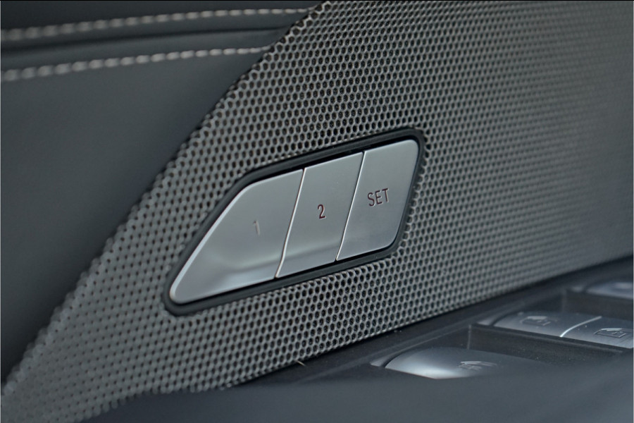 BMW 4 Serie Cabrio 420i High Executive Individual M Leer Laserlight H/K