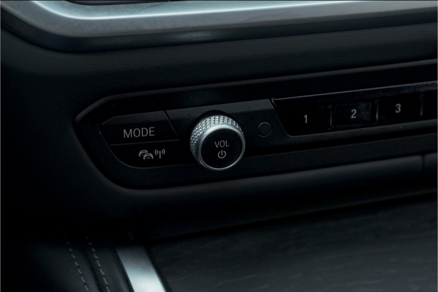 BMW 4 Serie Cabrio 420i High Executive Individual M Leer Laserlight H/K