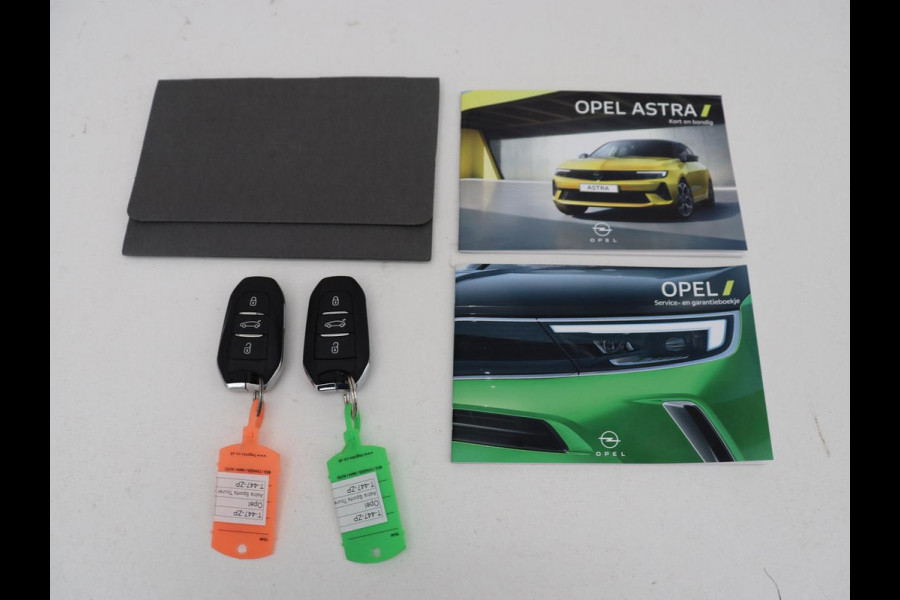 Opel Astra 1.6 Turbo Hybrid | Origineel NL | Adaptive cruise | Carplay | Parkeerhulp | Climate control | Digital Cockpit | Bluetooth | PHEV | Plug In