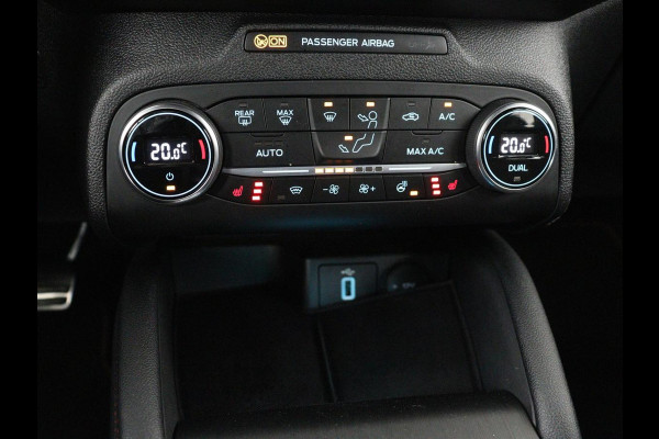 Ford Focus 1.5 EcoBoost ST Line | Stoelverwarming | Adaptive cruise | Camera | B&O Sound | Caplay | Keyless | Full LED | Park Assist | Climate control | Dodehoek detectie | Stuurverwarming