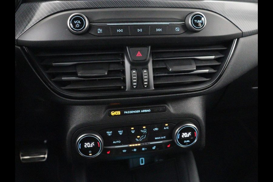 Ford Focus 1.5 EcoBoost ST Line | Stoelverwarming | Adaptive cruise | Camera | B&O Sound | Caplay | Keyless | Full LED | Park Assist | Climate control | Dodehoek detectie | Stuurverwarming