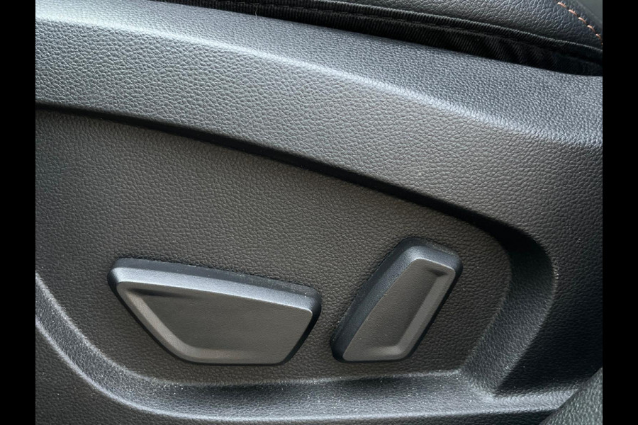 Renault Captur 1.3 TCe 155 Initiale Paris, Automaat, CarPlay, 360 Camera, Cruise, Leder, NAP