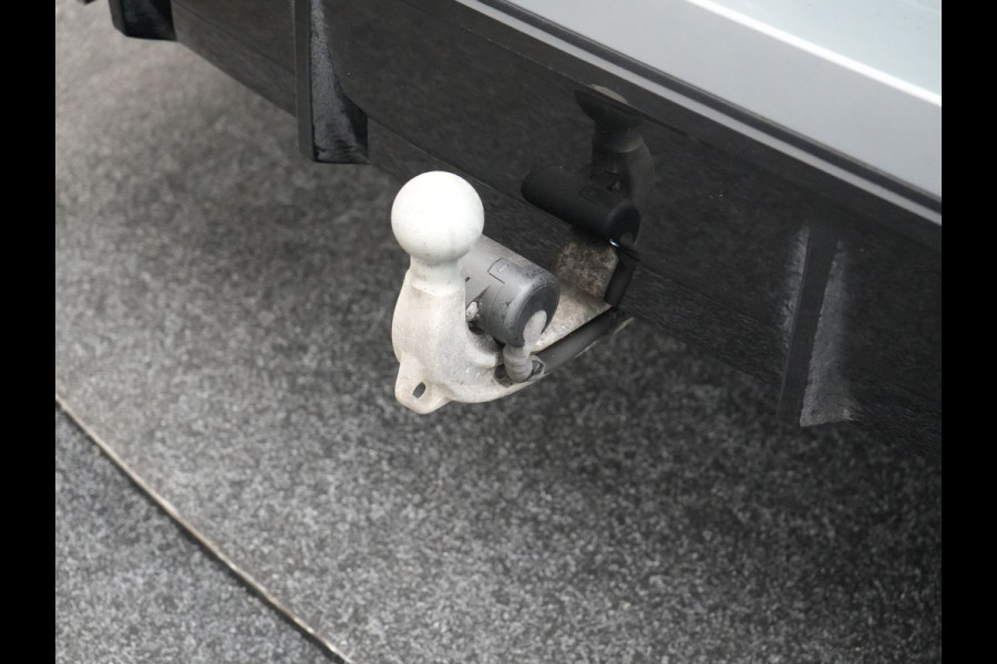 BMW 3 Serie Touring 330e M Sport FACELIFT Plug In Hybrid 293pk Dealer O.H. PHEV | Trekhaak Af Fabriek | Panodak | Harman / Kardon | Sfeerverlichting | Sportstoelen Verwarmd | Widescreen Navi | Apple Carplay | Blis | DAB |