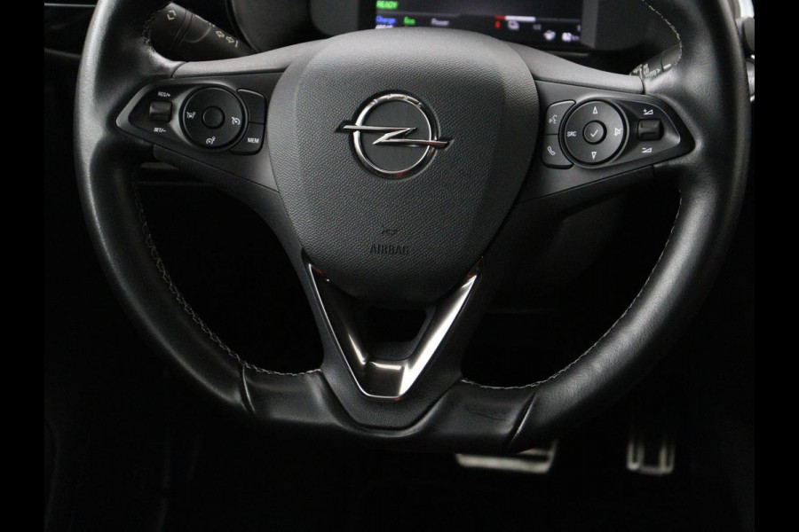Opel CORSA-E GS Line 50 kWh | 3 Fase | Camera | Carplay | Dodehoek detectie | Cruise control | Full LED | Climate control | Park Assist