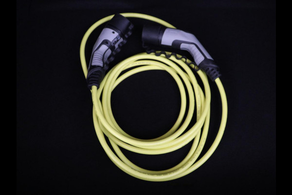 Opel CORSA-E GS Line 50 kWh | 3 Fase | Camera | Carplay | Dodehoek detectie | Cruise control | Full LED | Climate control | Park Assist