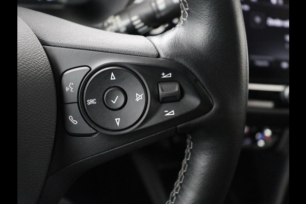 Opel CORSA-E GS Line 50 kWh | 3 Fase | Camera | Carplay | Dodehoek detectie | Cruise control | Full LED | Climate control | Park Assist