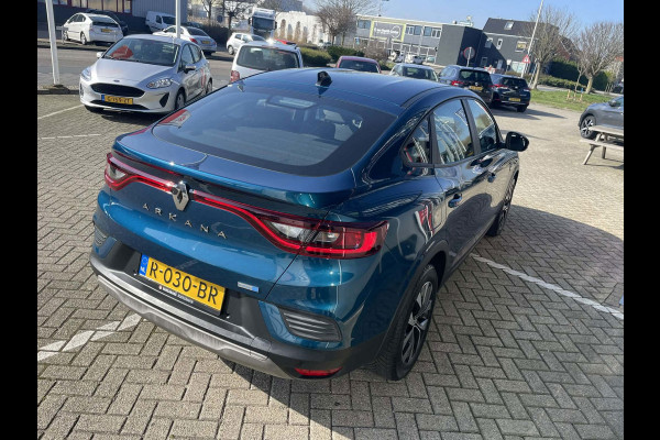 Renault Arkana 1.6 E-Tech Hybrid 145 Zen / camera