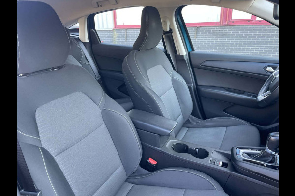 Renault Arkana 1.6 E-Tech Hybrid 145 Zen / camera