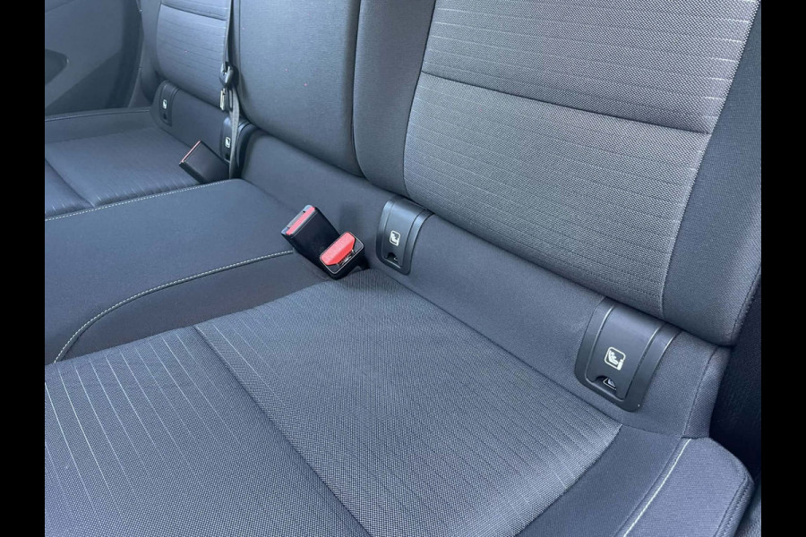 Renault Arkana 1.6 E-Tech Hybrid 145 Zen / camera