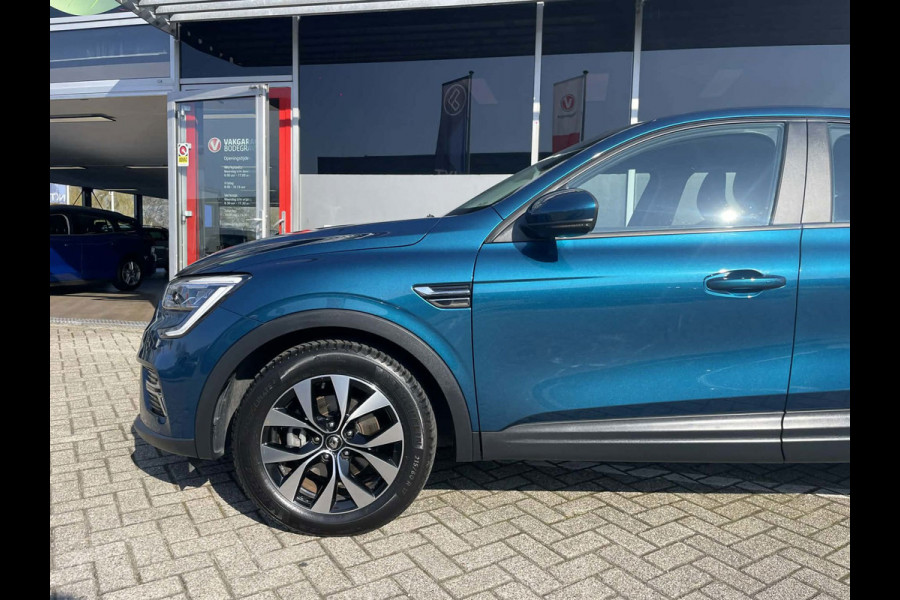 Renault Arkana 1.6 E-Tech Hybrid 145 Zen / camera