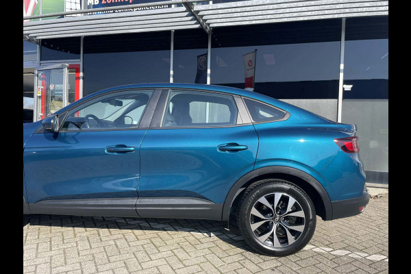 Renault Arkana 1.6 E-Tech Hybrid 145 Zen / camera