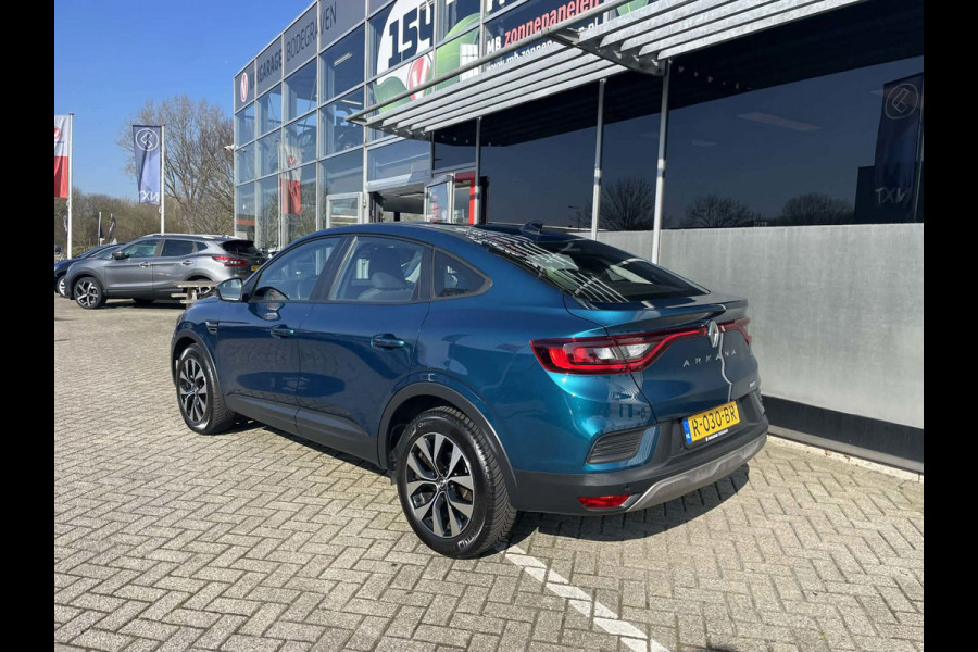 Renault Arkana 1.6 E-Tech Hybrid 145 Zen / camera