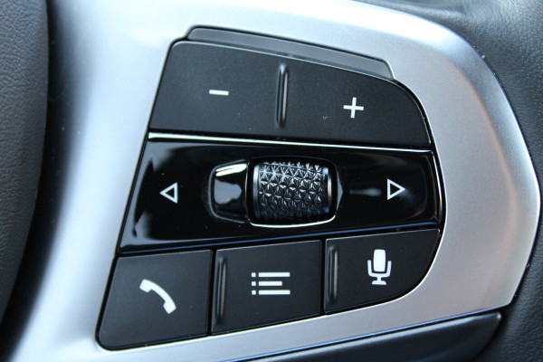 BMW 3 Serie Touring 330e M Sport | Adaptieve cruise | Leder | 360 Camera |