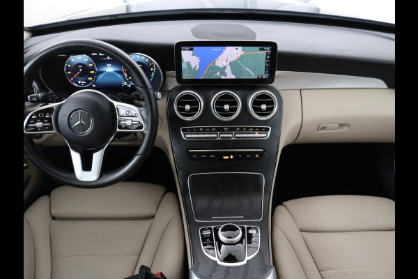 Mercedes-Benz C-Klasse 300e Business Solution Luxury | Leder | Stoelverwarming | Camera | Digital Cockpit | Park Assist | Navigatie | Full LED | Cruise control | Bluetooth | Climate control | PHEV | Plug In
