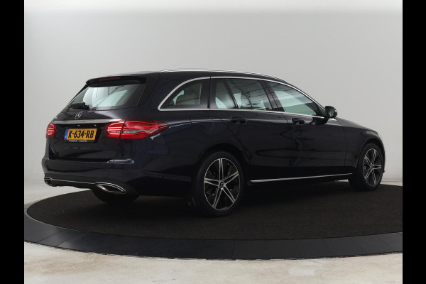 Mercedes-Benz C-Klasse 300e Business Solution Luxury | Leder | Stoelverwarming | Camera | Digital Cockpit | Park Assist | Navigatie | Full LED | Cruise control | Bluetooth | Climate control | PHEV | Plug In