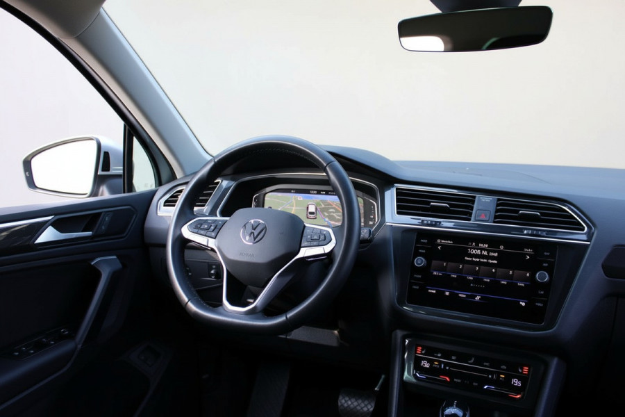 Volkswagen Tiguan eHybrid 245pk DSG ELEGANCE 360° CAMERA/NAVI/VIRTUAL