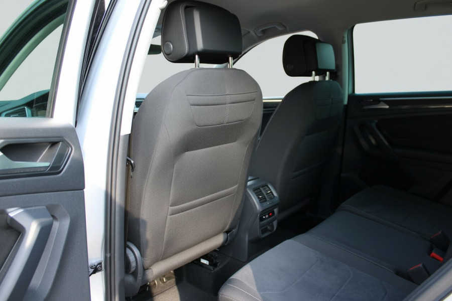 Volkswagen Tiguan eHybrid 245pk DSG ELEGANCE 360° CAMERA/NAVI/VIRTUAL