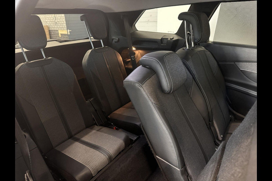 Peugeot 5008 1.2 Aut. PureTech Allure Pack 7-Persoons Navi Carplay Virtual Cockpit Adaptive Cruise Control PDC VA+Camera 18" LM Velgen Half leder