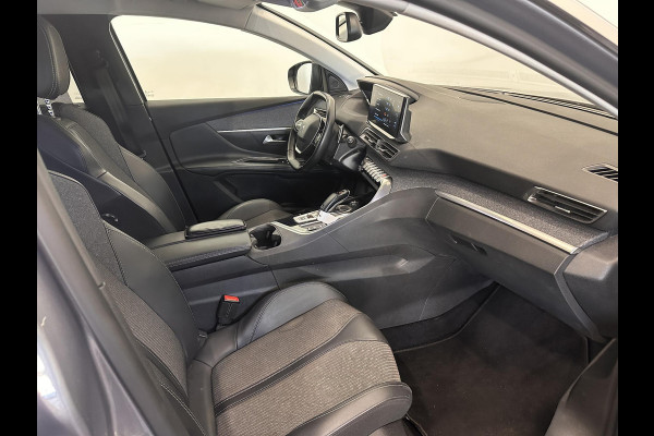 Peugeot 5008 1.2 Aut. PureTech Allure Pack 7-Persoons Navi Carplay Virtual Cockpit Adaptive Cruise Control PDC VA+Camera 18" LM Velgen Half leder
