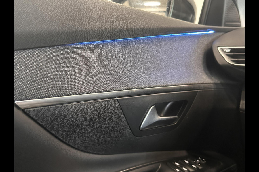 Peugeot 5008 1.2 Aut. PureTech Allure Pack 7-Persoons Navi Carplay Virtual Cockpit Adaptive Cruise Control PDC VA+Camera 18" LM Velgen Half leder